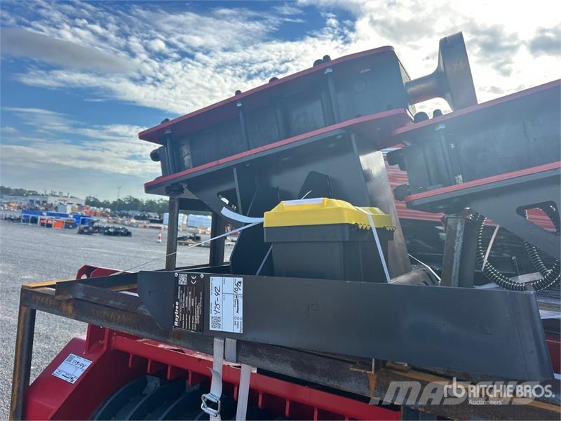Raytree RMPP680 Skid Steer Post Driver (Unused) Fencing equipment