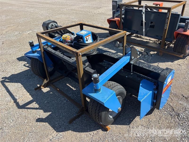  Raytree RMSC78 78 in Skid Steer Power Rake (Unused مكابس وميبسات التبن