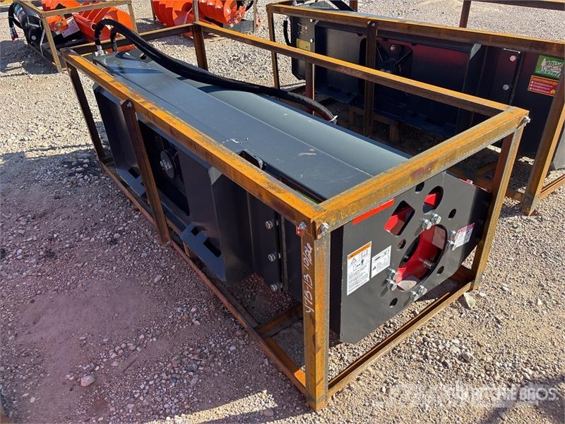Raytree RMVR76 76 in Skid Steer Vibratory Roller ( Tromler