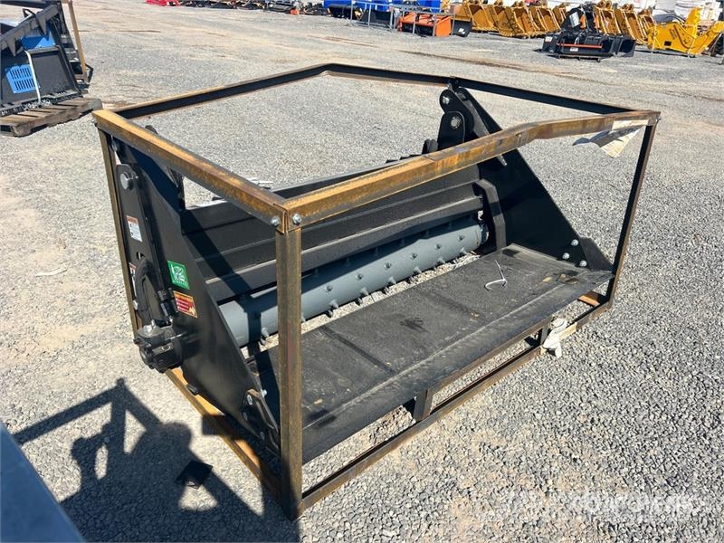  Raytree RPRB72 72 in Power Rake Skid Steer Bucket  Cucharones