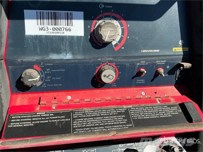 Red-D-Arc GX300 300 A Mobile Multi-Process Engine Welding Equipment
