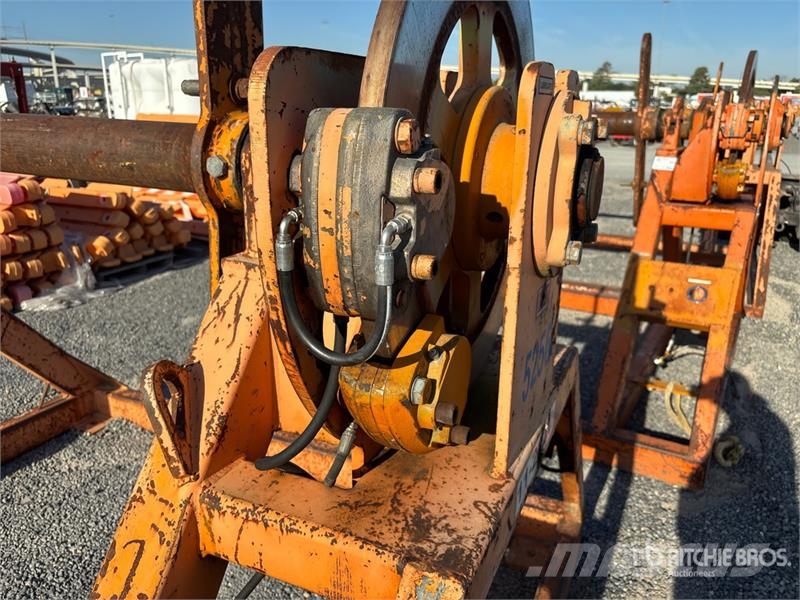 Reel Stand Pomožni stroji