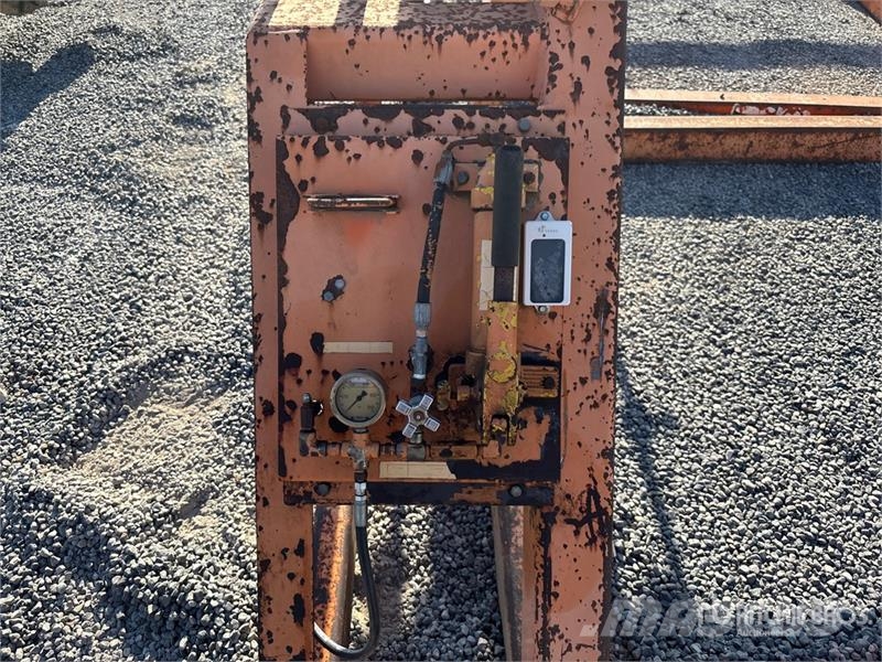 Reel Stand Pomožni stroji