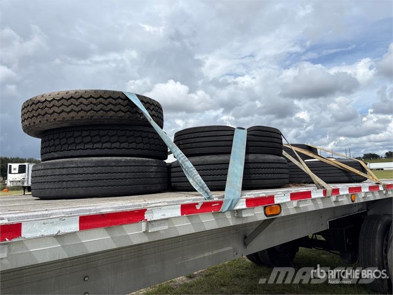 Reitnouer 48 ft T/A Spread Axle Flatbed Trailer Remorque ridelle