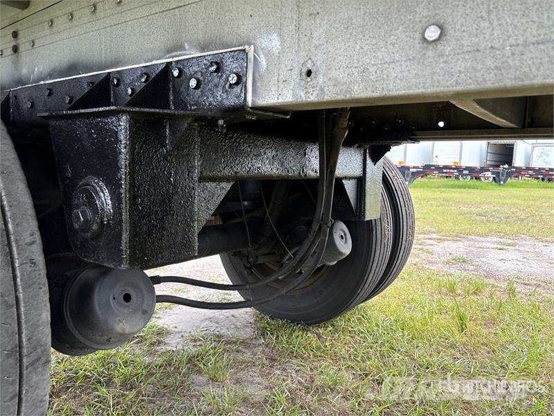 Reitnouer 48 ft T/A Spread Axle Flatbed Trailer Remorque ridelle