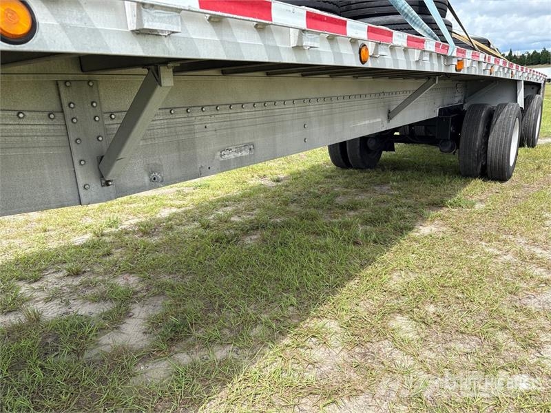 Reitnouer 48 ft T/A Spread Axle Flatbed Trailer Remorque ridelle