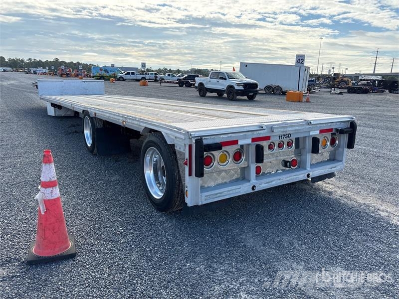 Reitnouer 48 ft T/A Spread Axle Step Deck Trailer Mažų aukščių krautuvai