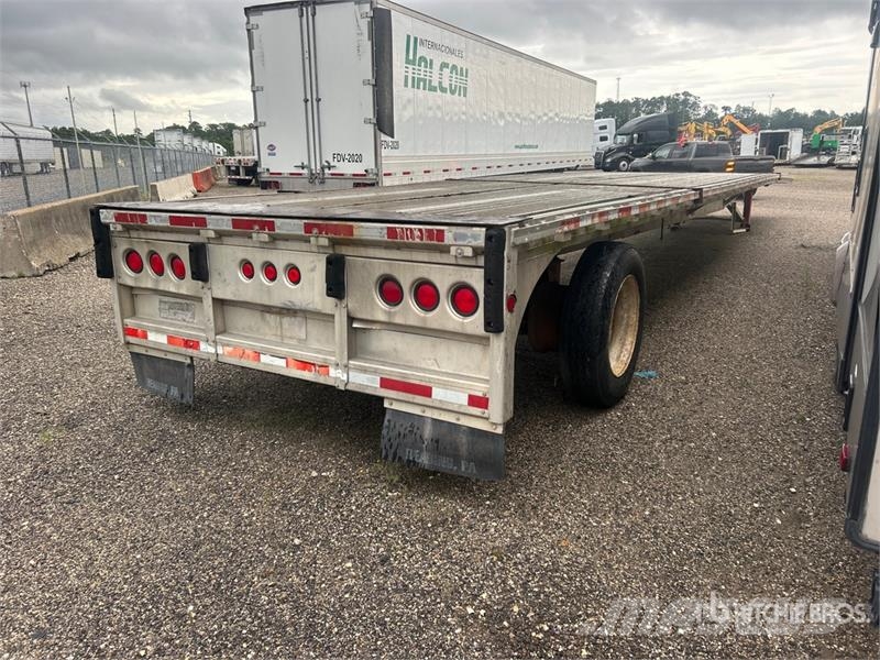 Reitnouer 53 ft S/A Flatbed Trailer (Inoperable) Flatbed/Dropside trailers
