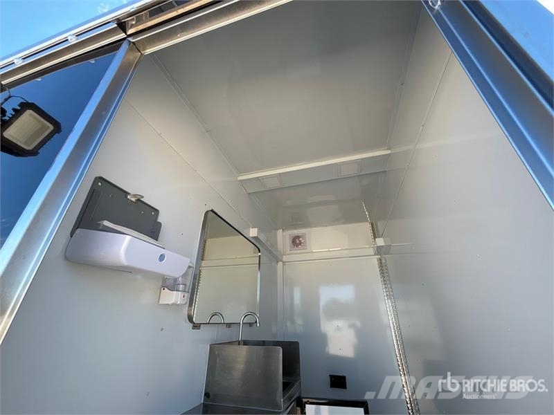  Rendon 16 ft T/A Food Concession Trailer Otros remolques