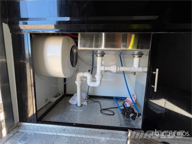  Rendon 16 ft T/A Food Concession Trailer Otros remolques