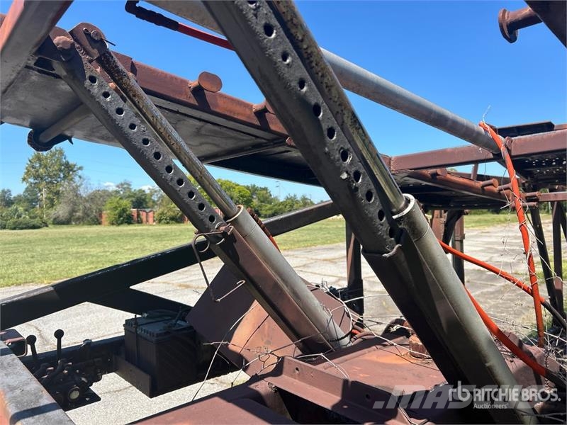 Reuben 2100 T/A Open Car Carrier Trailer Vehicle transport semi-trailers