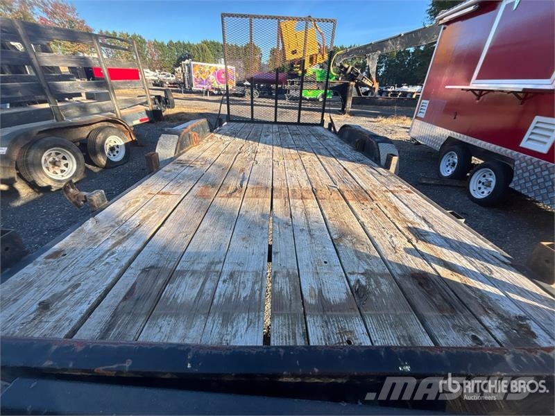Rice 16 ft T/A Equipment Trailer مقطورات مركبات نقل