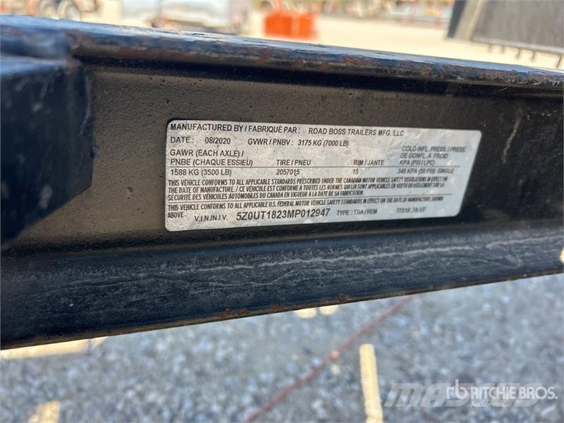  Road Boss 18 ft T/A Utility Trailer Citas piekabes