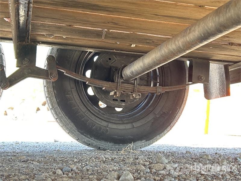  Road Boss 18 ft T/A Utility Trailer Citas piekabes