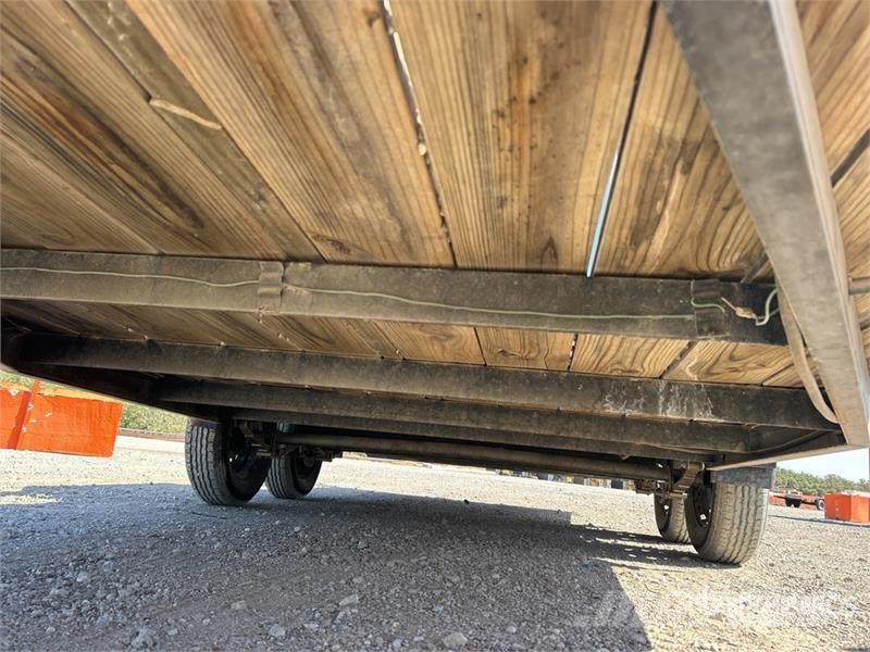  Road Boss 18 ft T/A Utility Trailer Citas piekabes