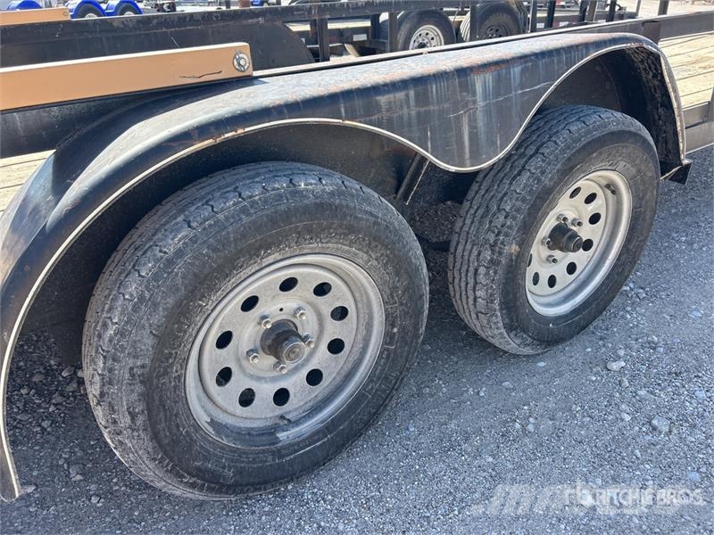  Road Boss 18 ft T/A Utility Trailer Citas piekabes