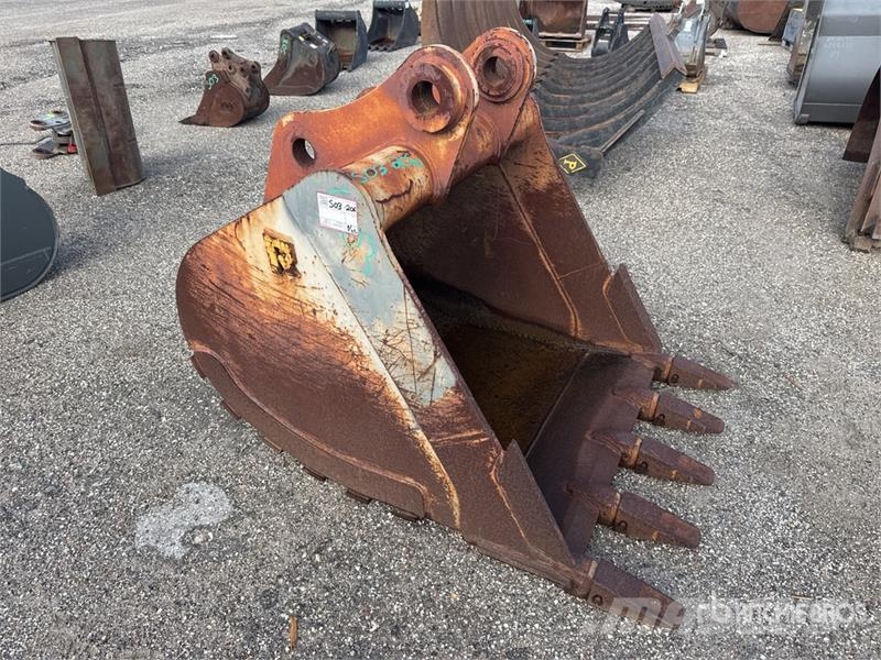 ROC EC160BKT60 42 in Digging Excavator Bucket دلاء