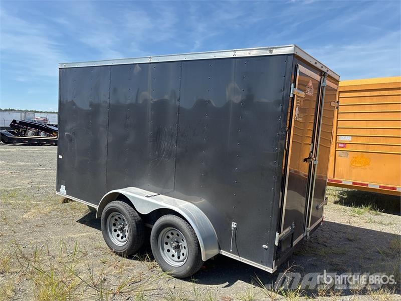  Rock Solid 12 ft T/A Enclosed Trailer Furgoonhaagised