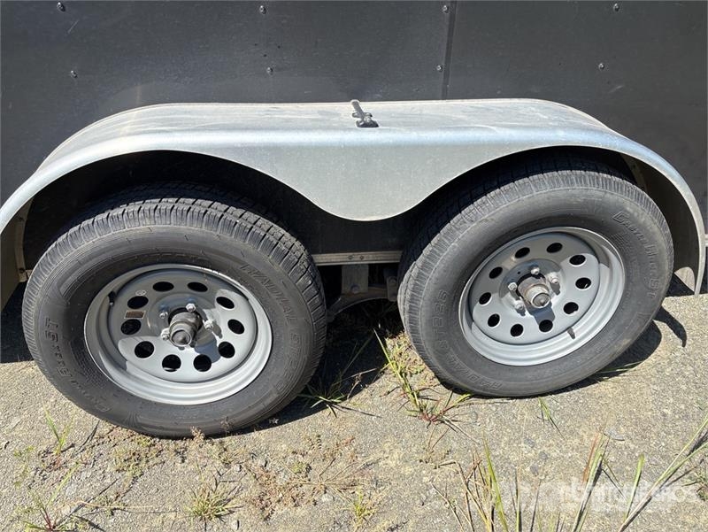  Rock Solid 12 ft T/A Enclosed Trailer Furgoonhaagised