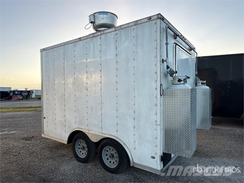  Rock Solid 12 ft T/A Enclosed Trailer Прицепы-фургоны