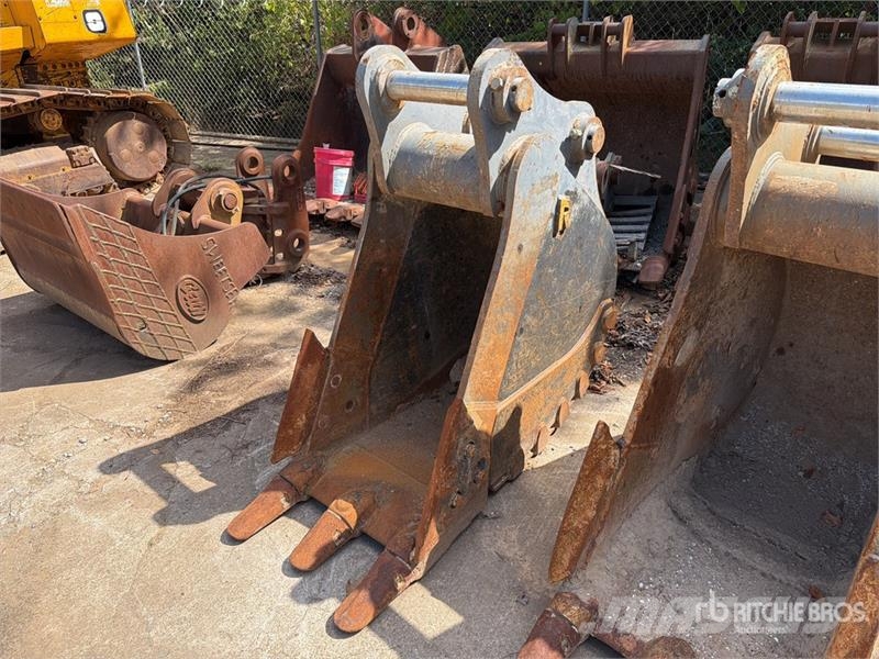 Rockland ESS-40/52 24 in .71 cyd Digging Excavator Bucket - Lopaty