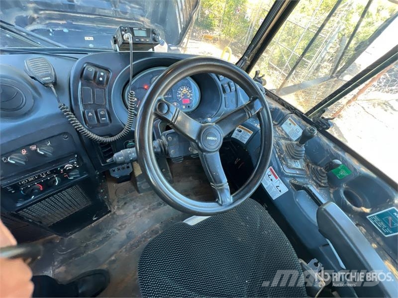 Rokbak RA30 Articulated Dump Truck Caminhão basculante articulado ADT