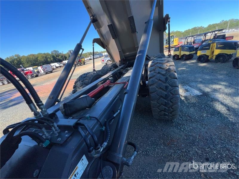 Rokbak RA30 Articulated Dump Truck Caminhão basculante articulado ADT