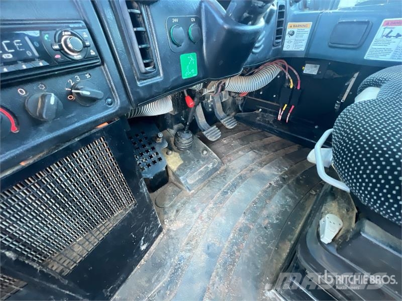 Rokbak RA30 Articulated Dump Truck Caminhão basculante articulado ADT