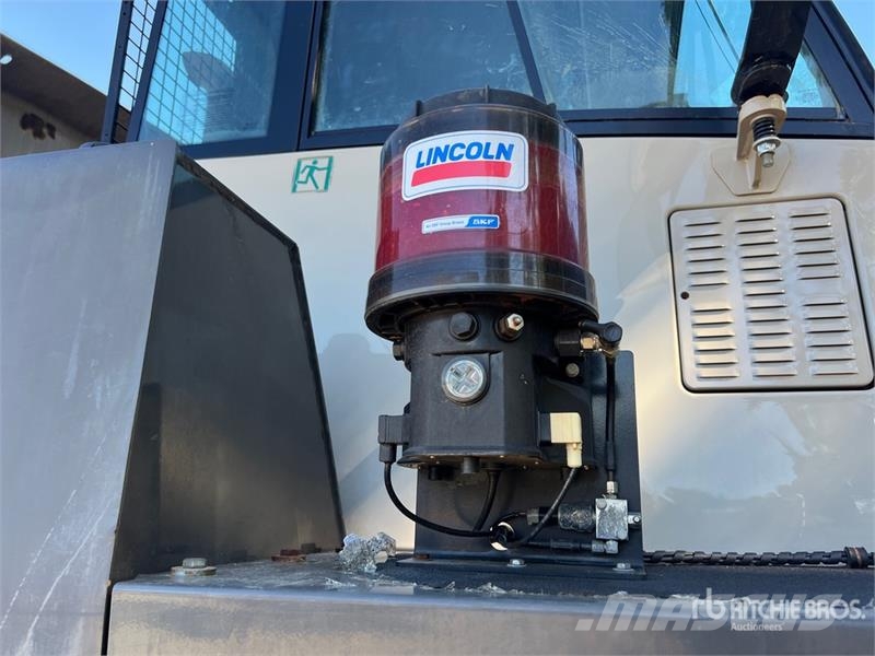 Rokbak RA30 Articulated Dump Truck Caminhão basculante articulado ADT