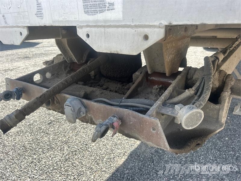 Rolls Bent 1140H6666 40 ft T/A Aluminum End Dump T Bañera