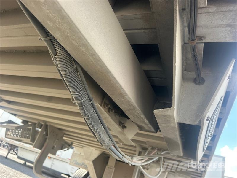 Rolls Bent 1140H6666 40 ft T/A Aluminum End Dump T Bañera