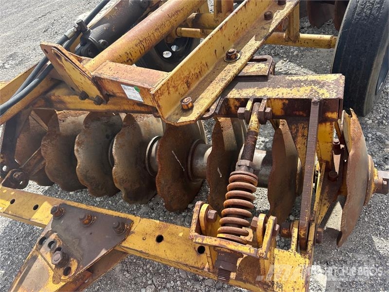 Rome TAW-16-30 84 in Pull Offset Disc 圓盤耙