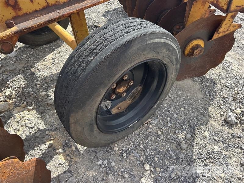 Rome TAW-16-30 84 in Pull Offset Disc 圓盤耙