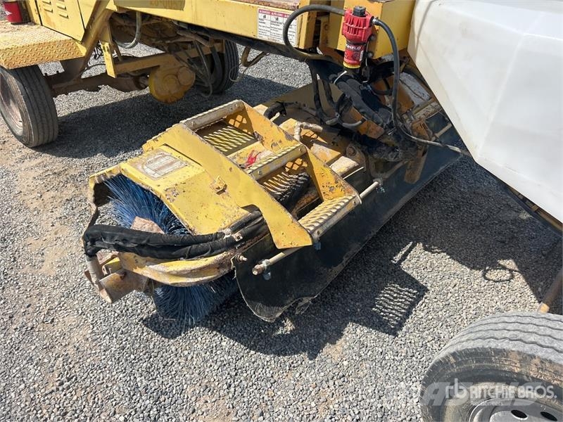 Rosco RB48 كناسات