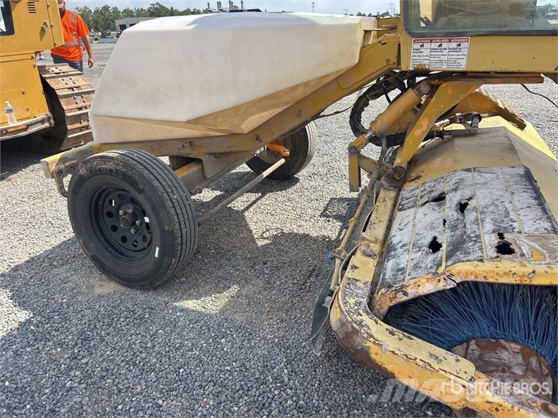 Rosco RB48 كناسات