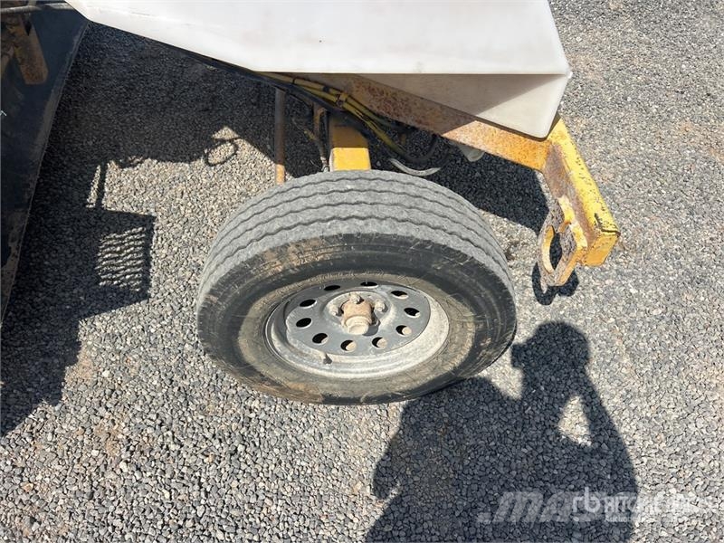 Rosco RB48 كناسات