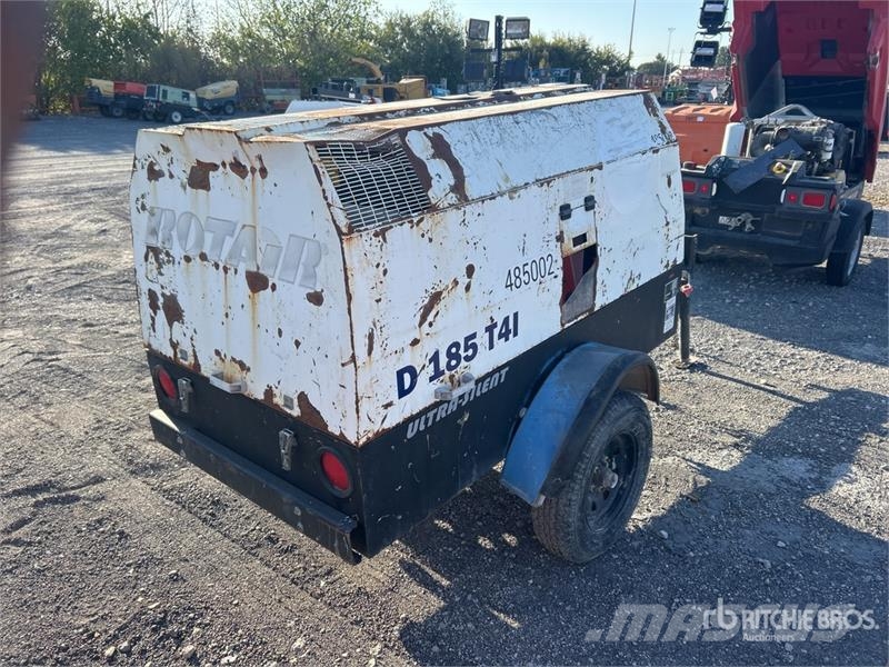 Rotair D185T41 185 cfm Mobile Air Compressor Compressori