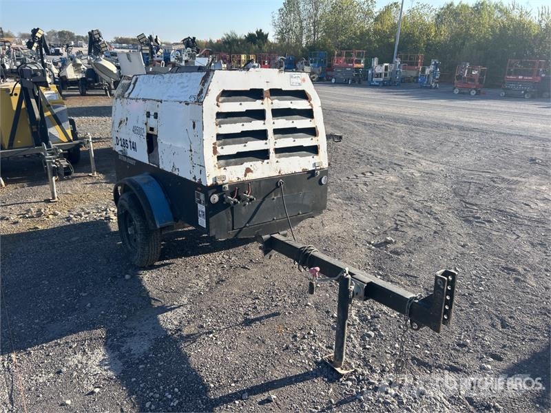 Rotair D185T41 185 cfm Mobile Air Compressor Compressori