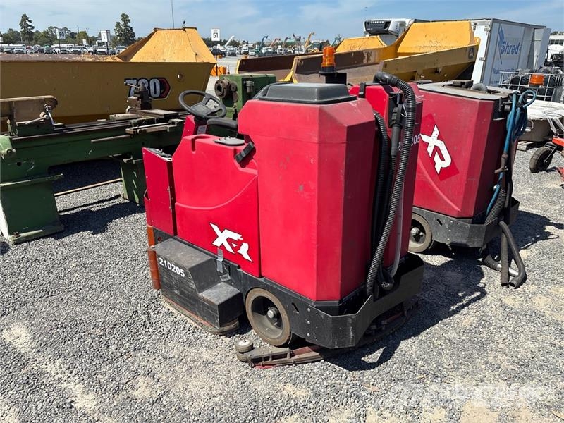 RPS Factory Cat XR46C-46 Ride-On Electric Floor Sw Sonstige Erntemaschinen