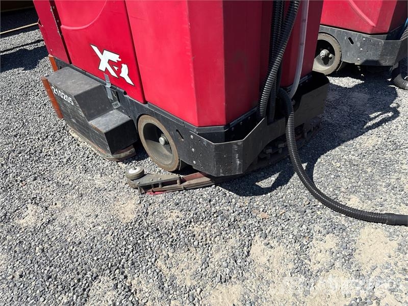 RPS Factory Cat XR46C-46 Ride-On Electric Floor Sw Sonstige Erntemaschinen