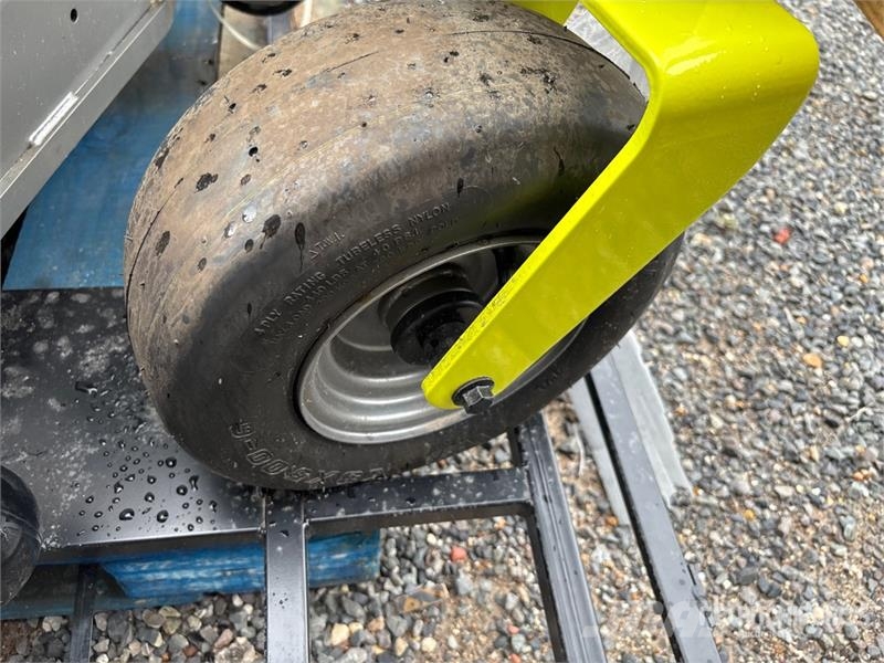 Ryobi Ride-On Electric Lawn Mower Åkgräsklippare