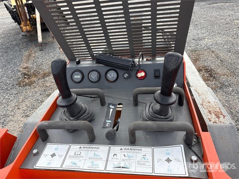  SABSV HRC700 Mini Compact Track Loader Minilæsser - skridstyret