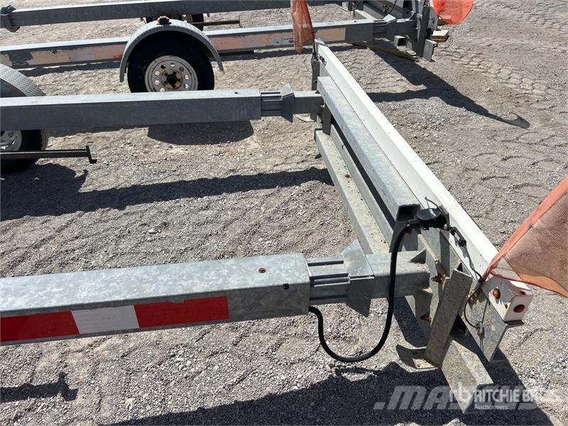 Safety Trailers S/A Attenuator Trailer Kitos priekabos
