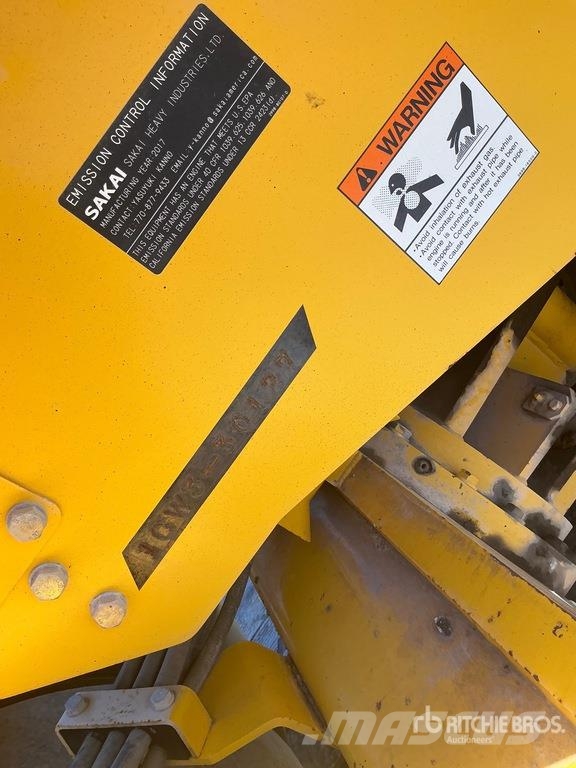 Sakai GW751 7 Wheel Pneumatic Roller Gummiradwalzen