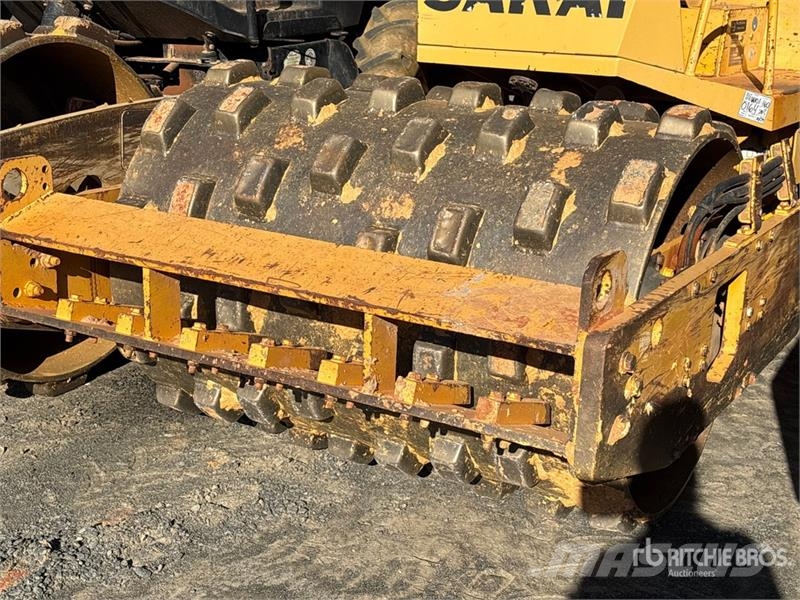 Sakai SV201T Padfoot Drum Compactor Ühe trumliga rullid