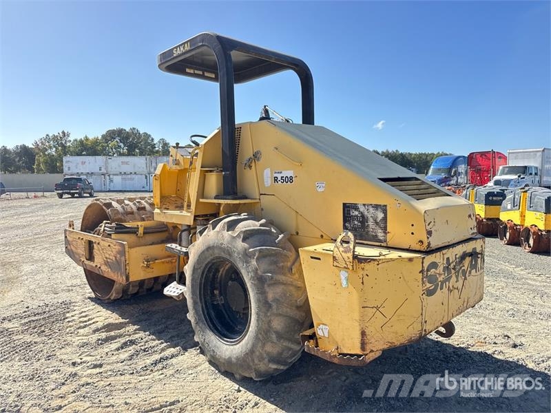Sakai SV400T Padfoot Drum Compactor Single drum rollers