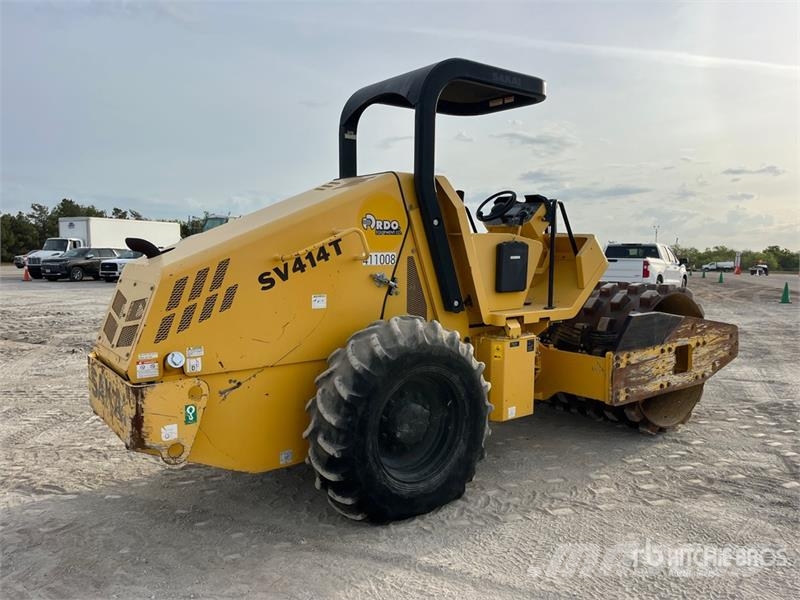 Sakai SV414T Padfoot Drum Compactor Enojni valjarji