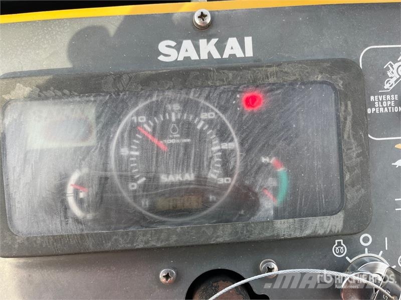 Sakai SV414T Padfoot Drum Compactor Enojni valjarji