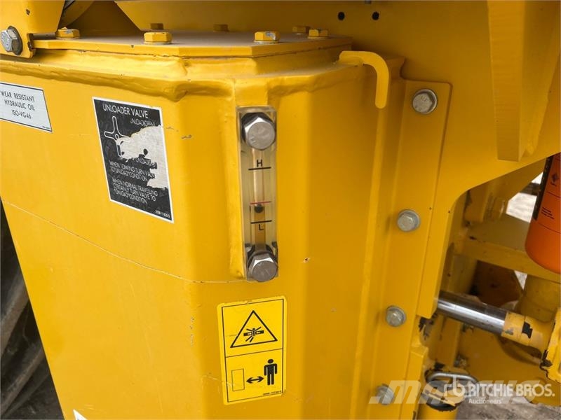 Sakai SV414T Padfoot Drum Compactor Enojni valjarji