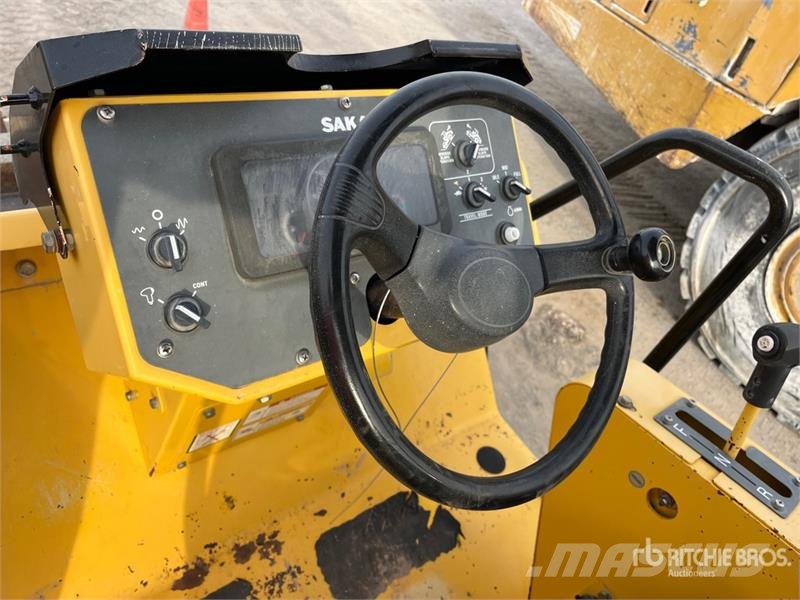 Sakai SV414T Padfoot Drum Compactor Enojni valjarji